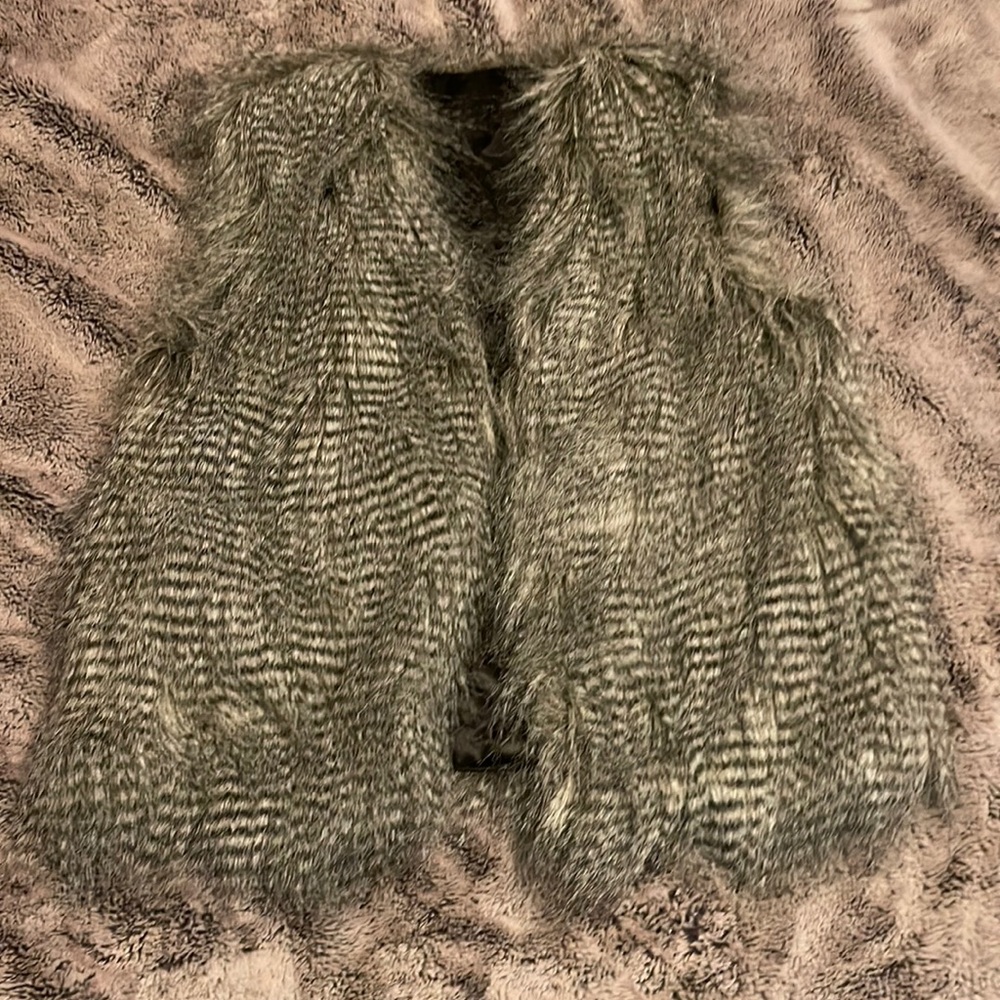 Hot Kiss Fur vest